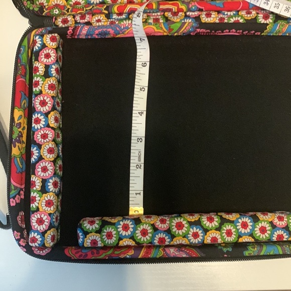 Vera Bradley iPad Hard Case with crossbody Strap - Picture 8 of 12